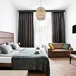 Charming Apartment, Wawel & Old Town Krakow II